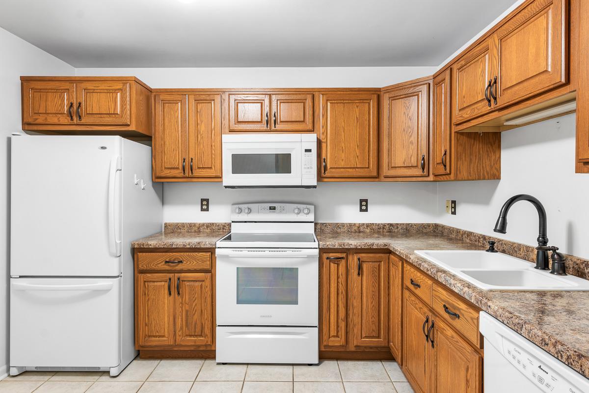 778 Hillside Terrace D