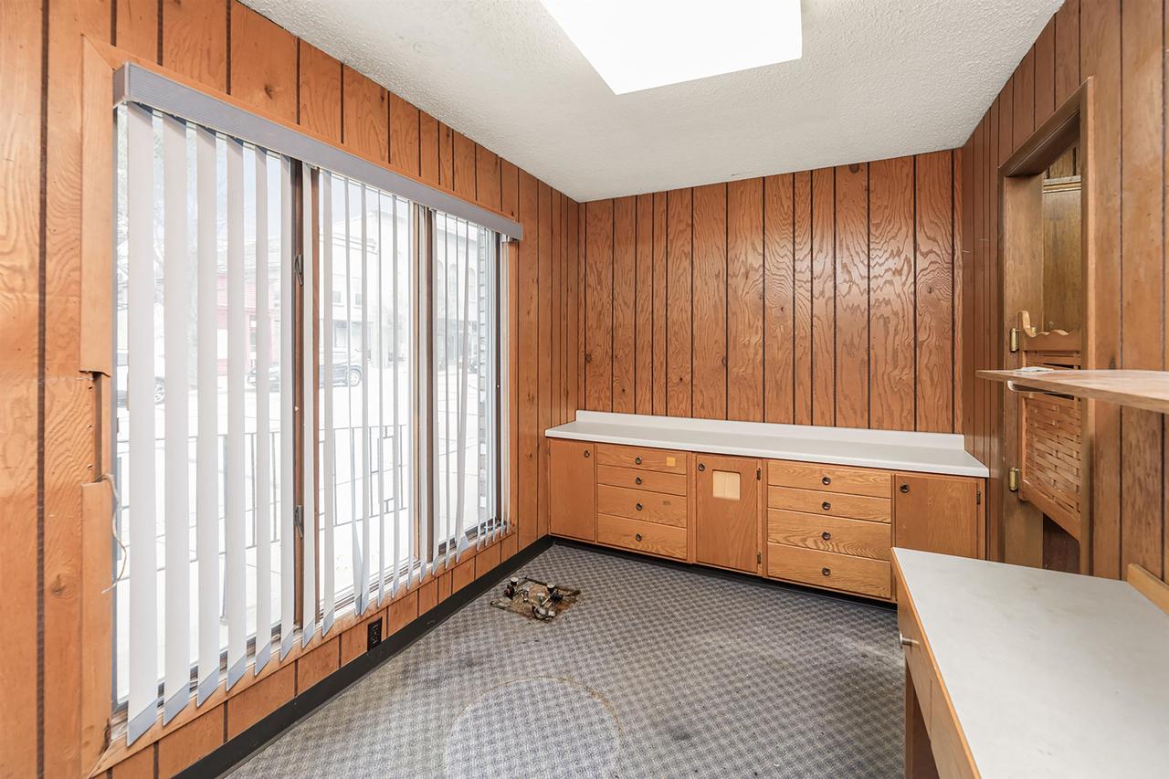 617 West Water Street