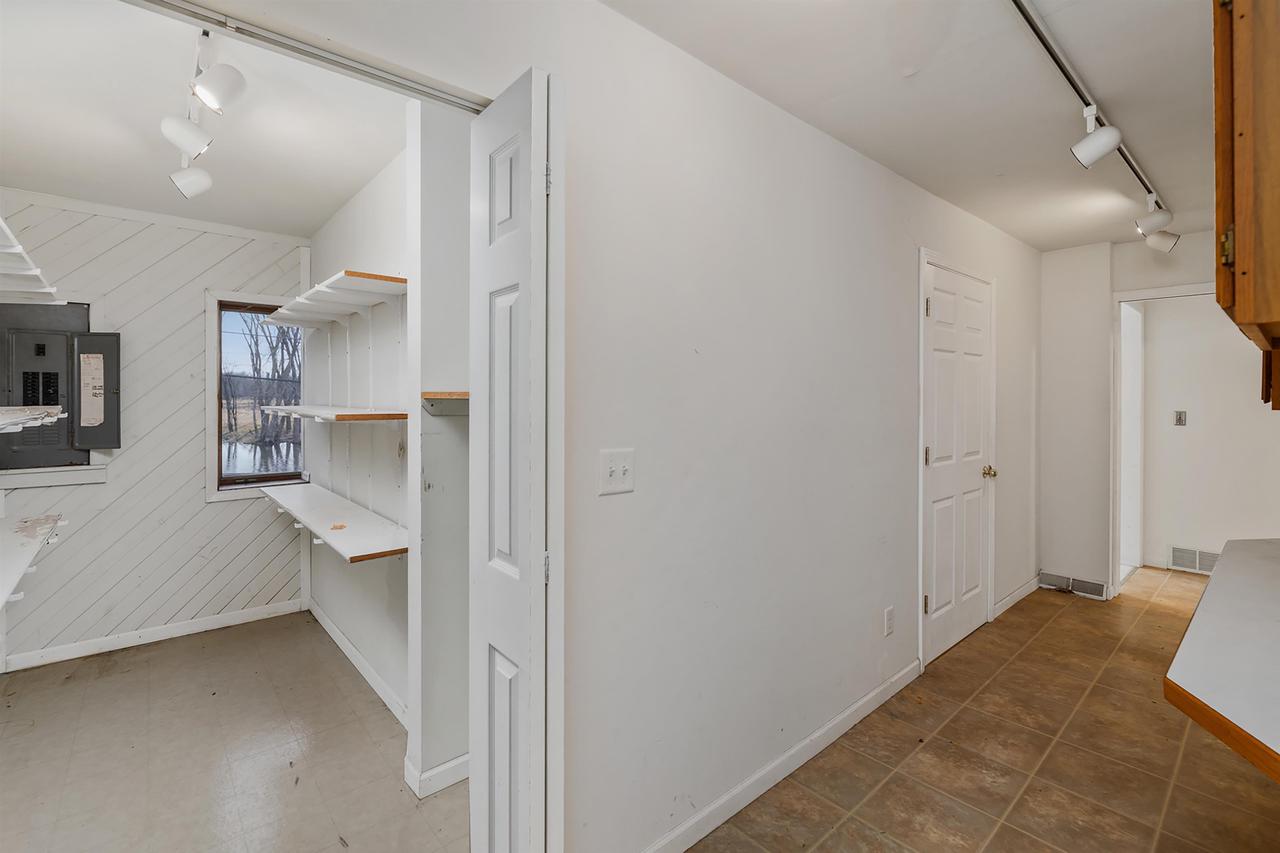 617 West Water Street