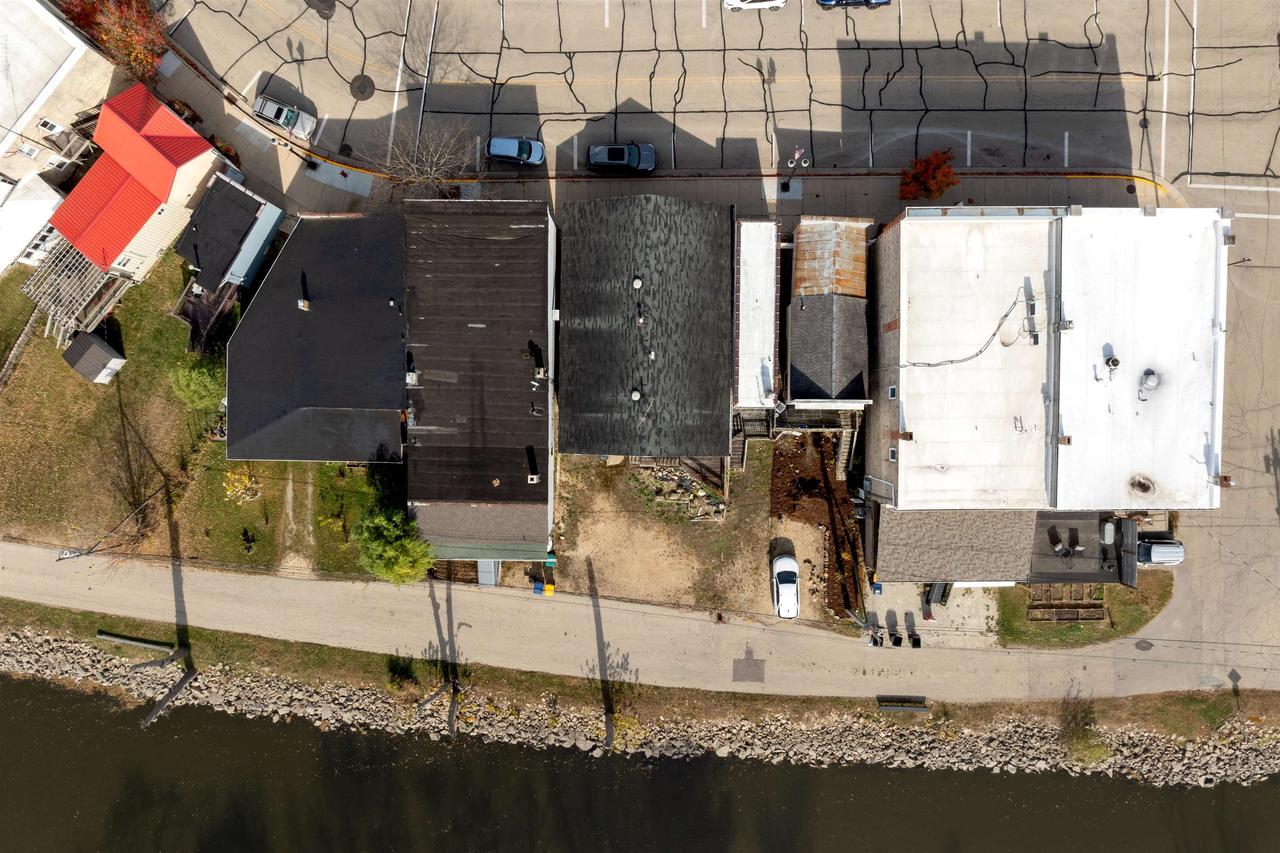 617 West Water Street