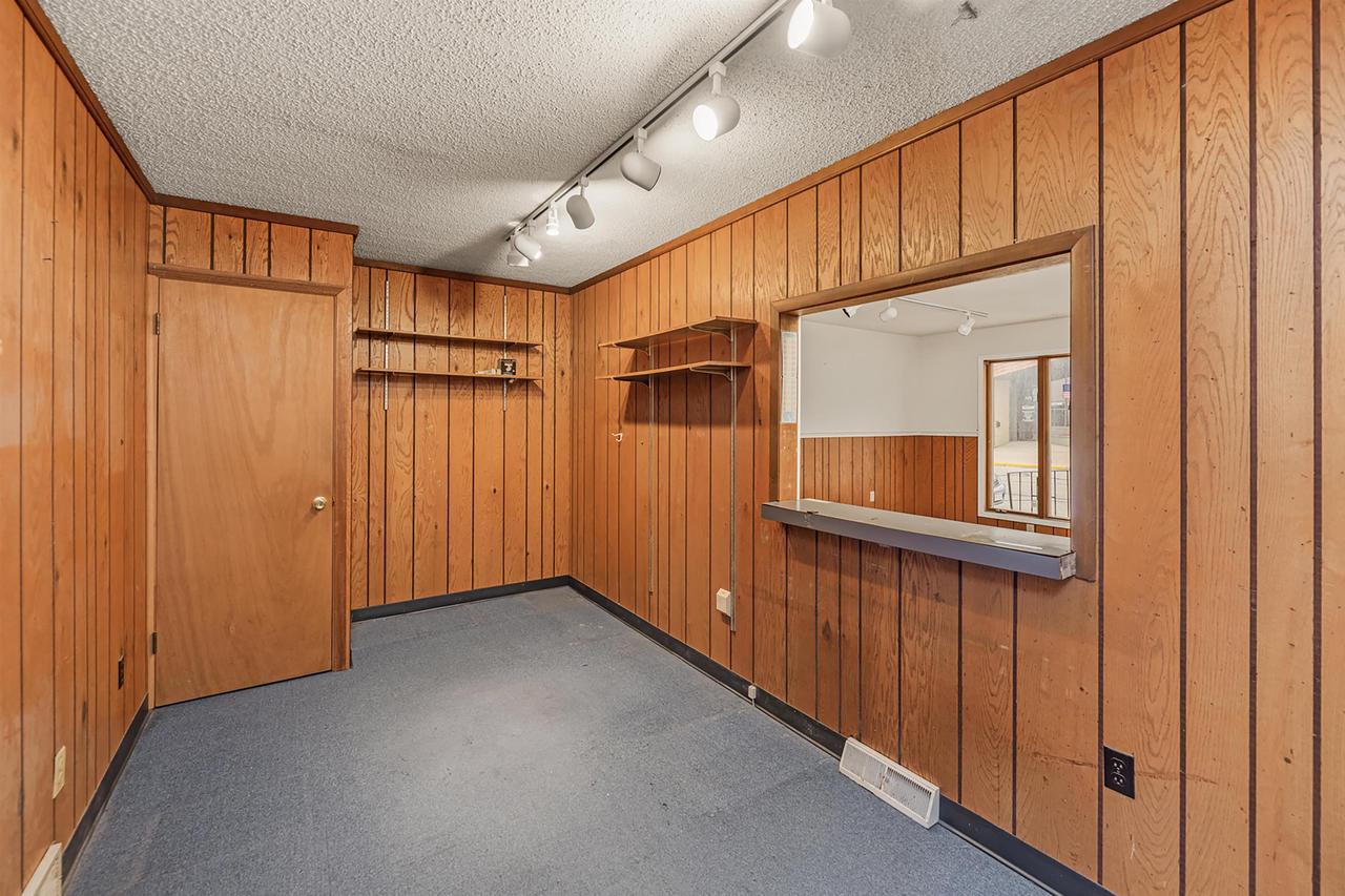 617 West Water Street