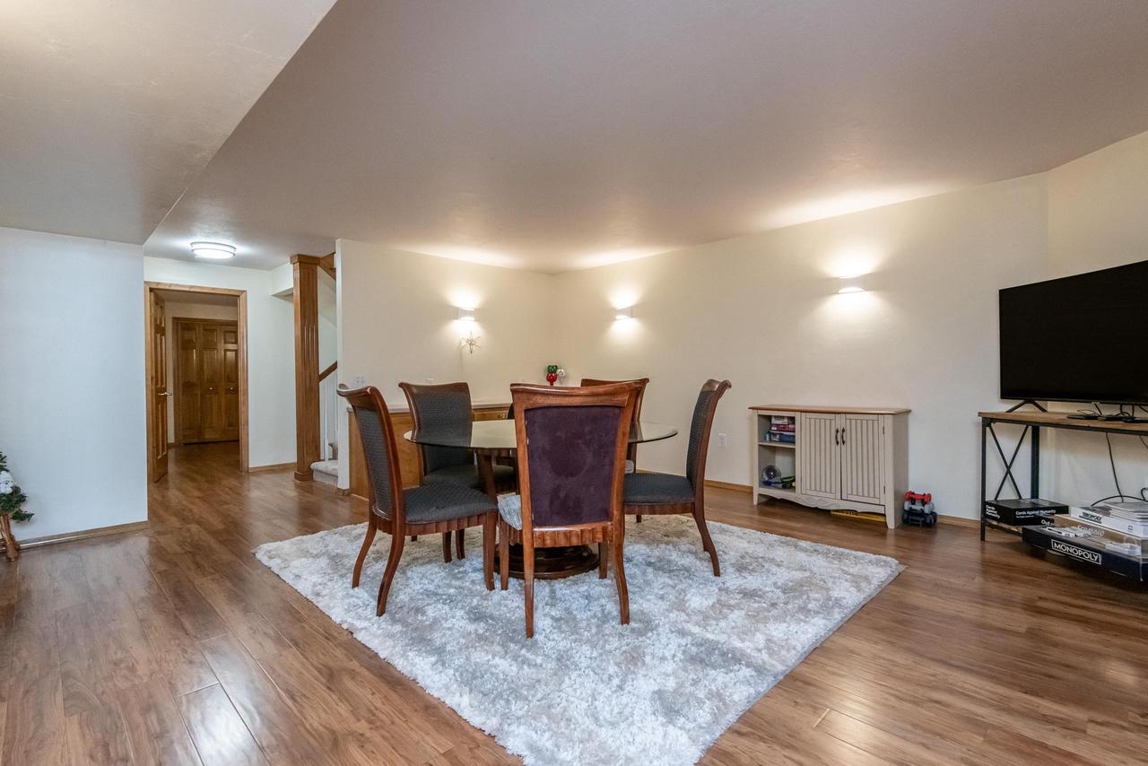 2741 West 9th Avenue