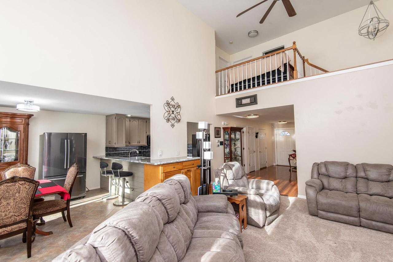 2741 West 9th Avenue