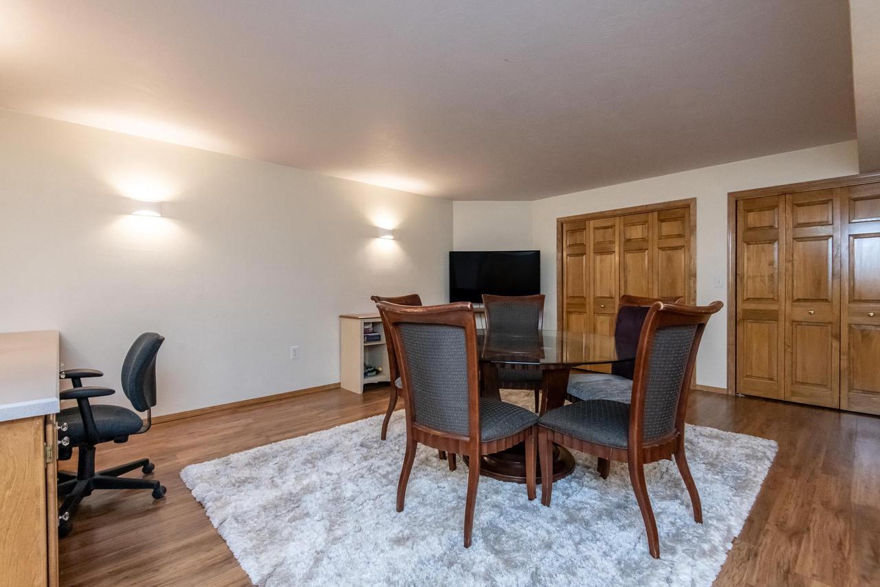 2741 West 9th Avenue