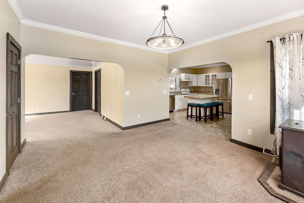 181 East Franklin Street