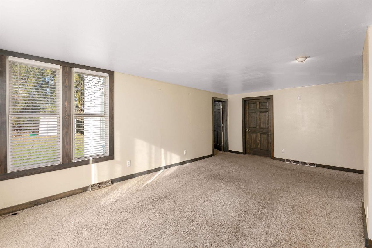 181 East Franklin Street