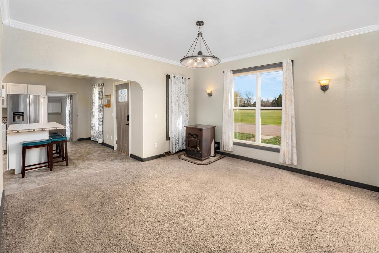 181 East Franklin Street