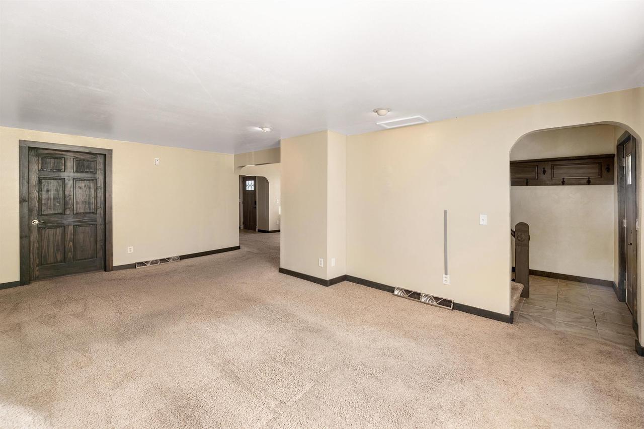 181 East Franklin Street