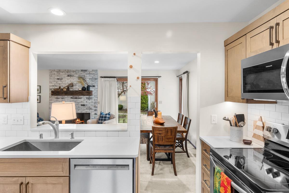 490 South Lawson Drive B4