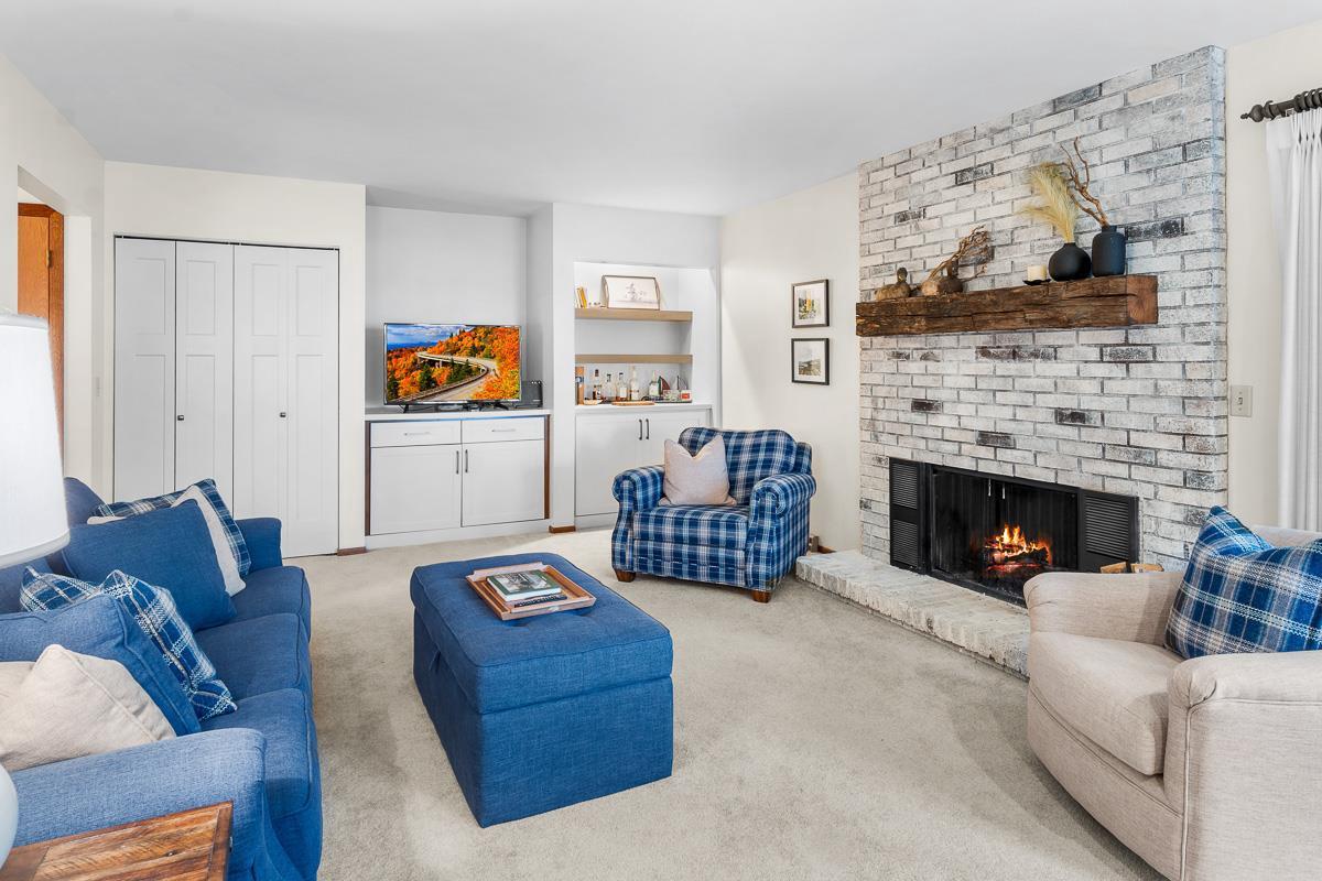 490 South Lawson Drive B4