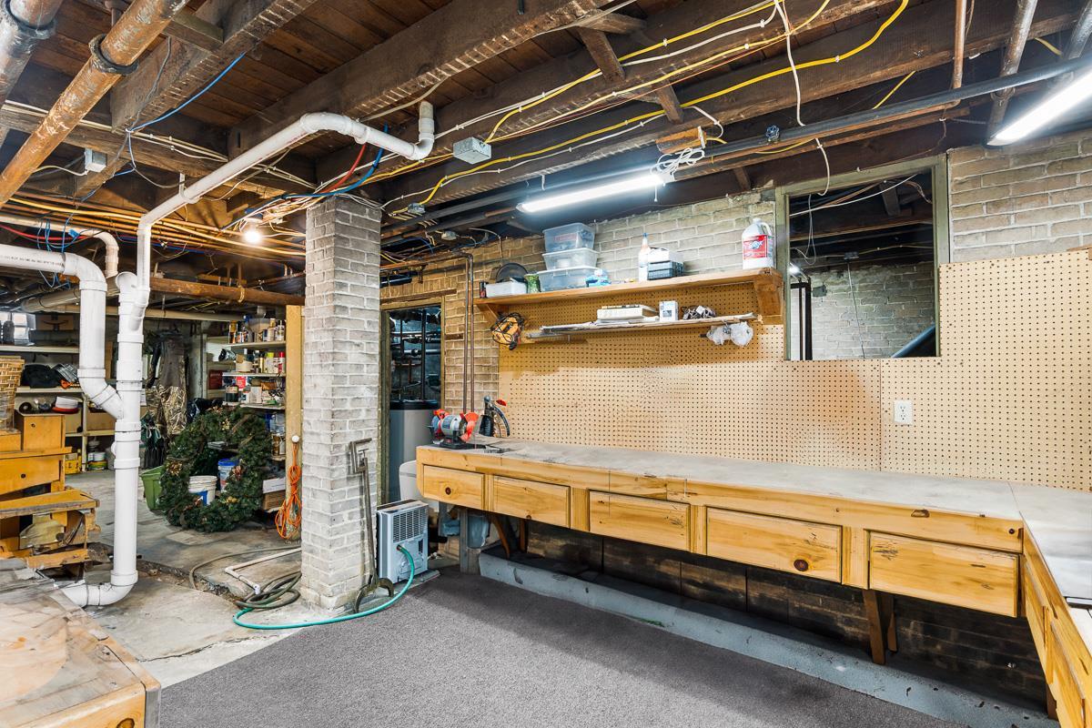 320 East Jackson Street