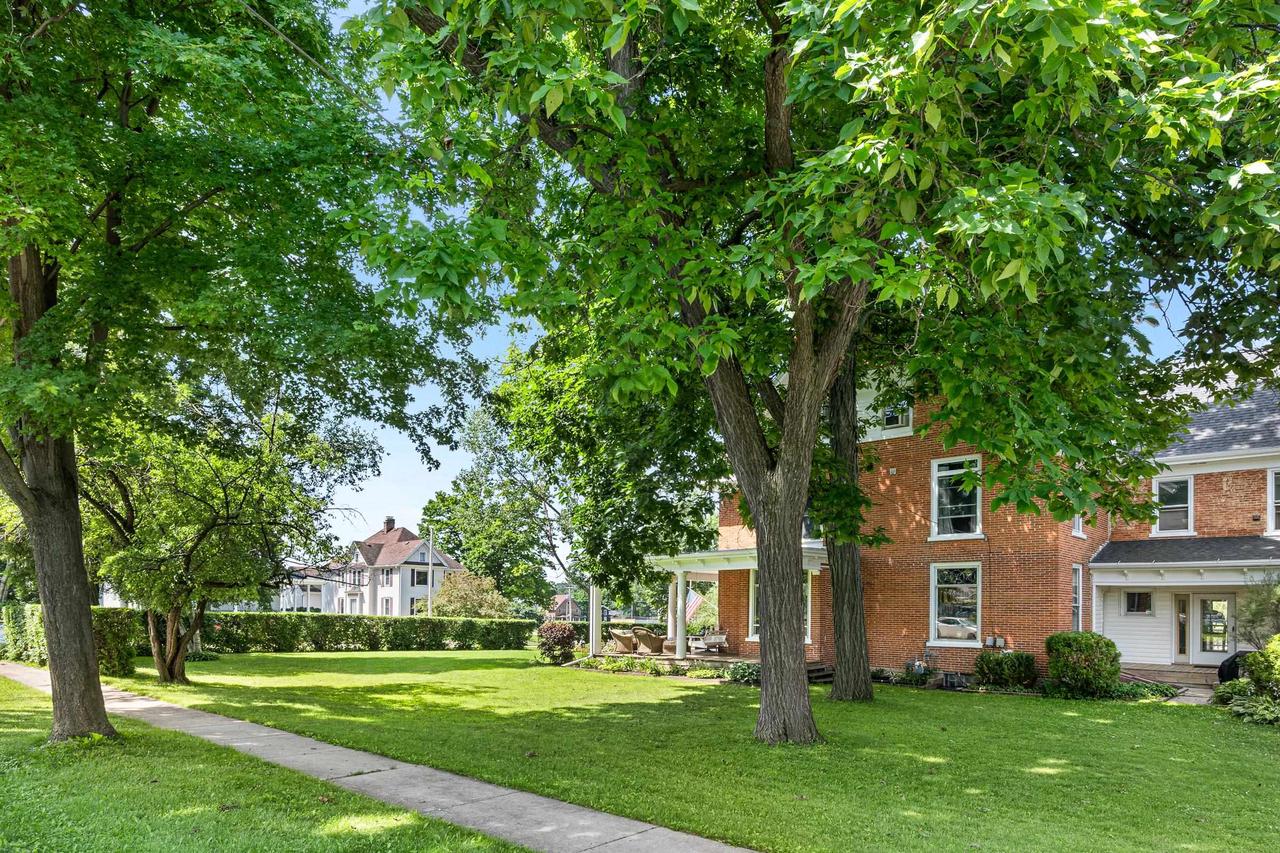 320 East Jackson Street