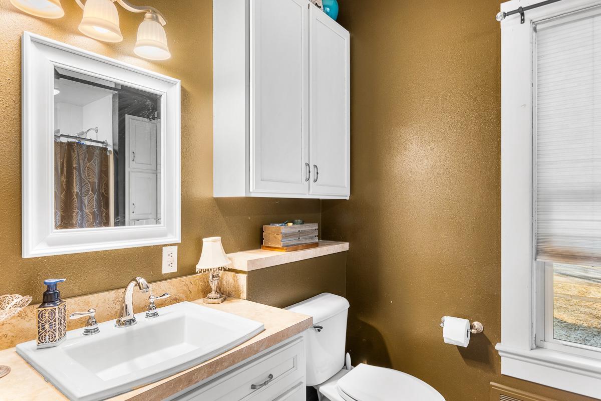 320 East Jackson Street