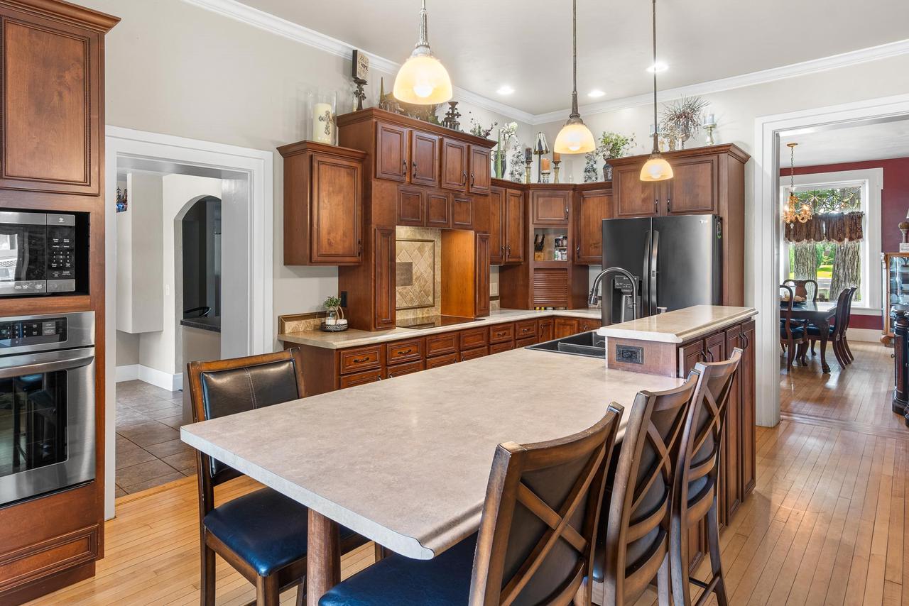 320 East Jackson Street