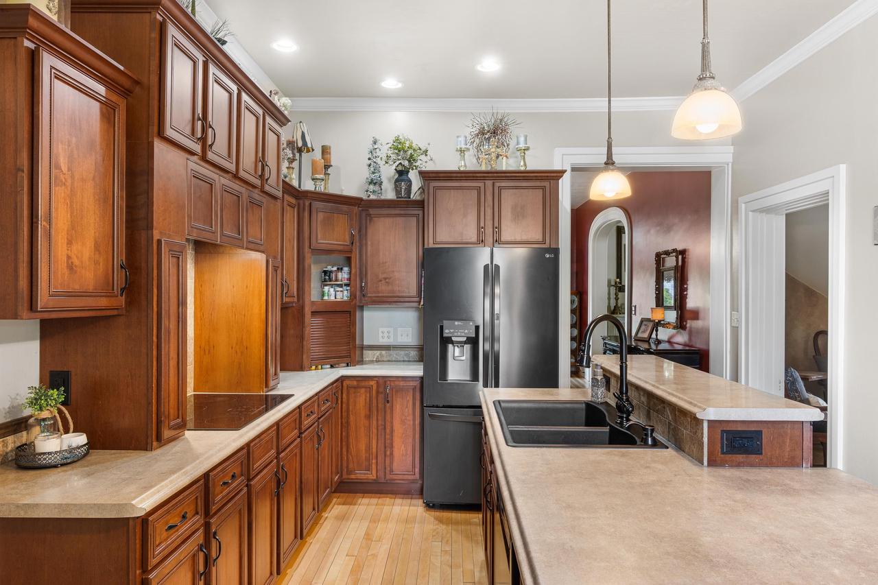 320 East Jackson Street