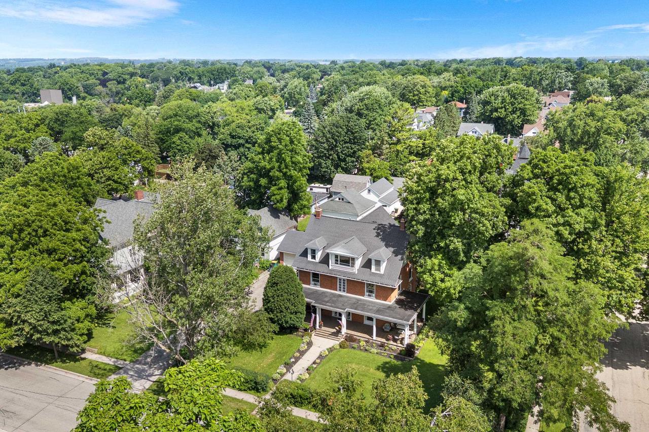 320 East Jackson Street