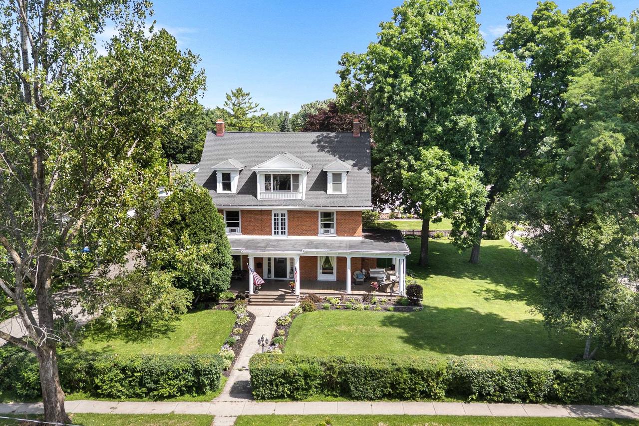 320 East Jackson Street