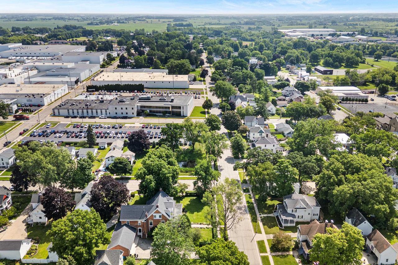 320 East Jackson Street