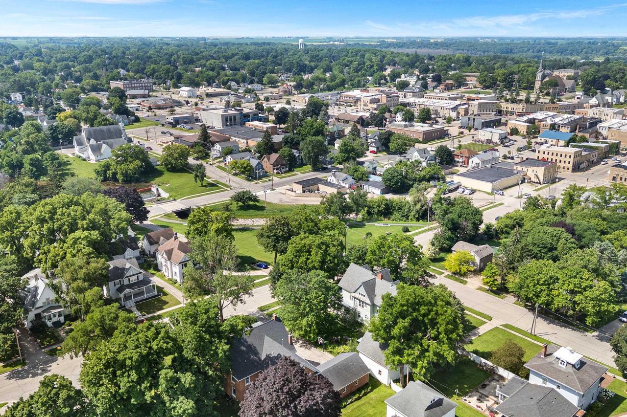 320 East Jackson Street