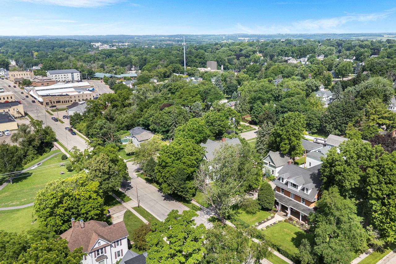 320 East Jackson Street