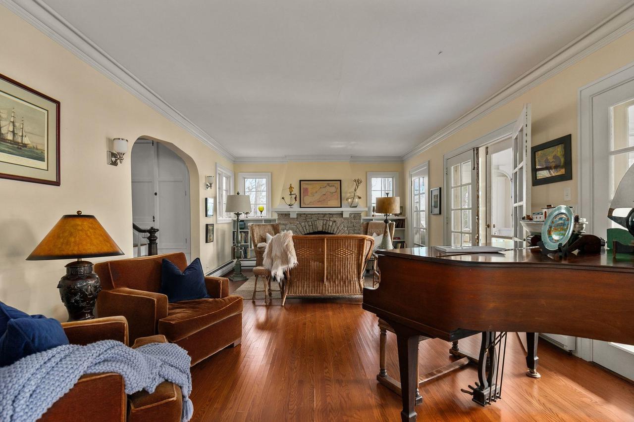 W1181 Illinois Avenue