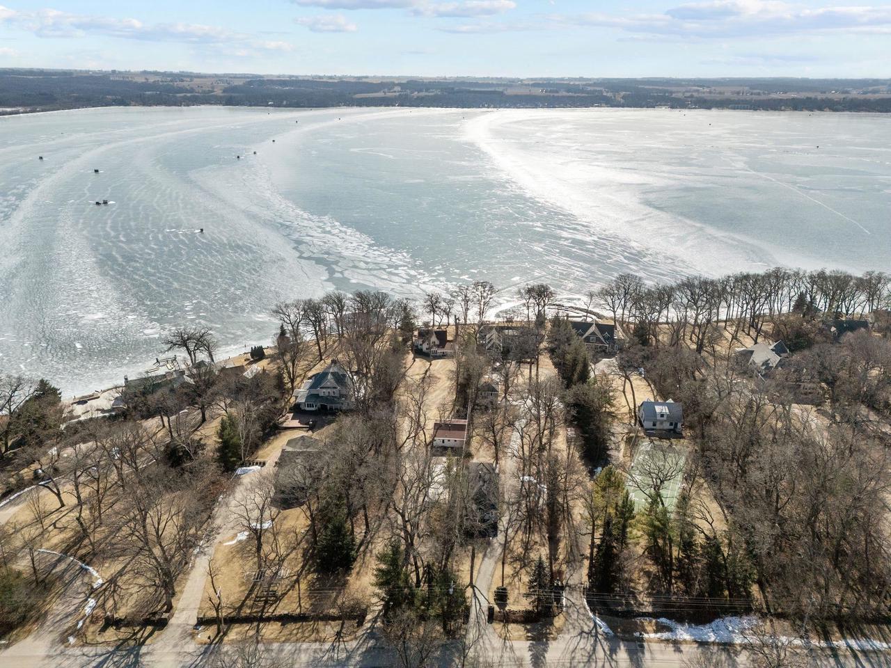 W1181 Illinois Avenue