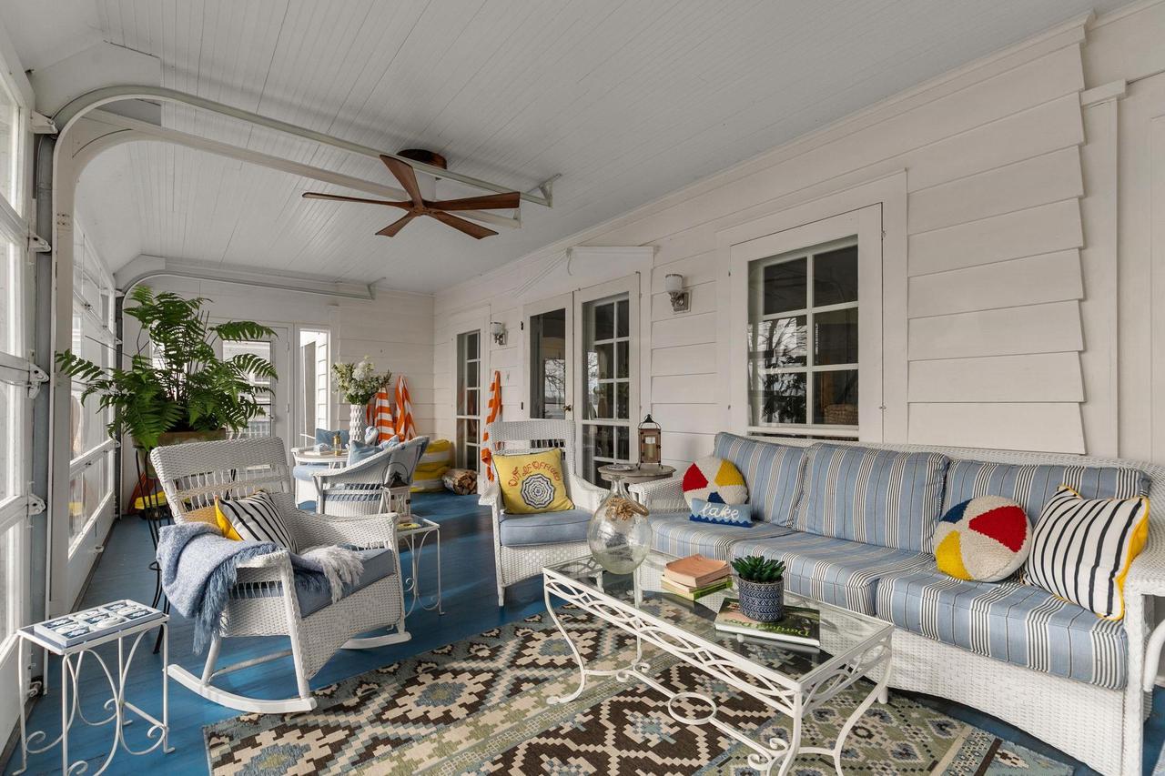 W1181 Illinois Avenue