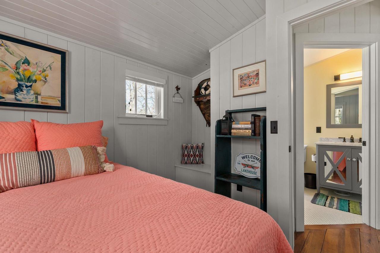 W1181 Illinois Avenue