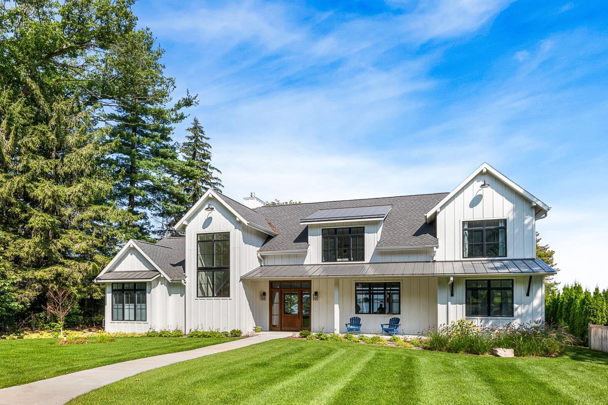 W1652 Sandstone Avenue