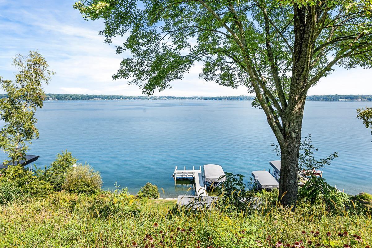 W1652 Sandstone Avenue