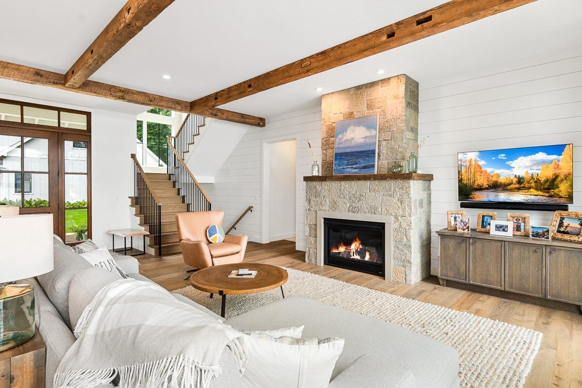 W1652 Sandstone Avenue