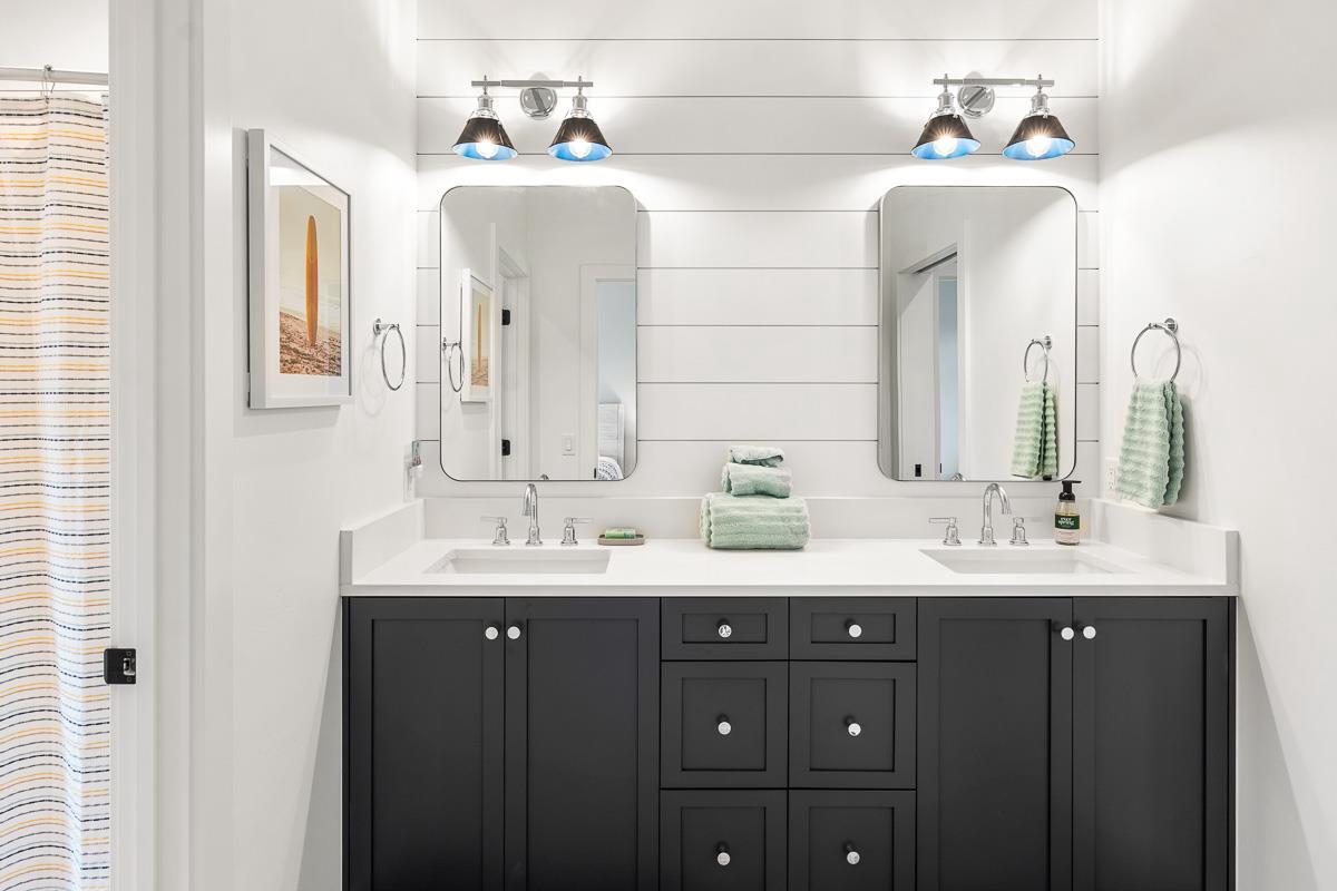 W1652 Sandstone Avenue