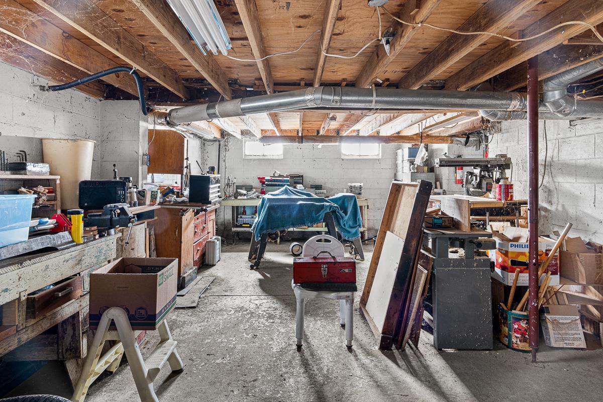 183 West Moore Street