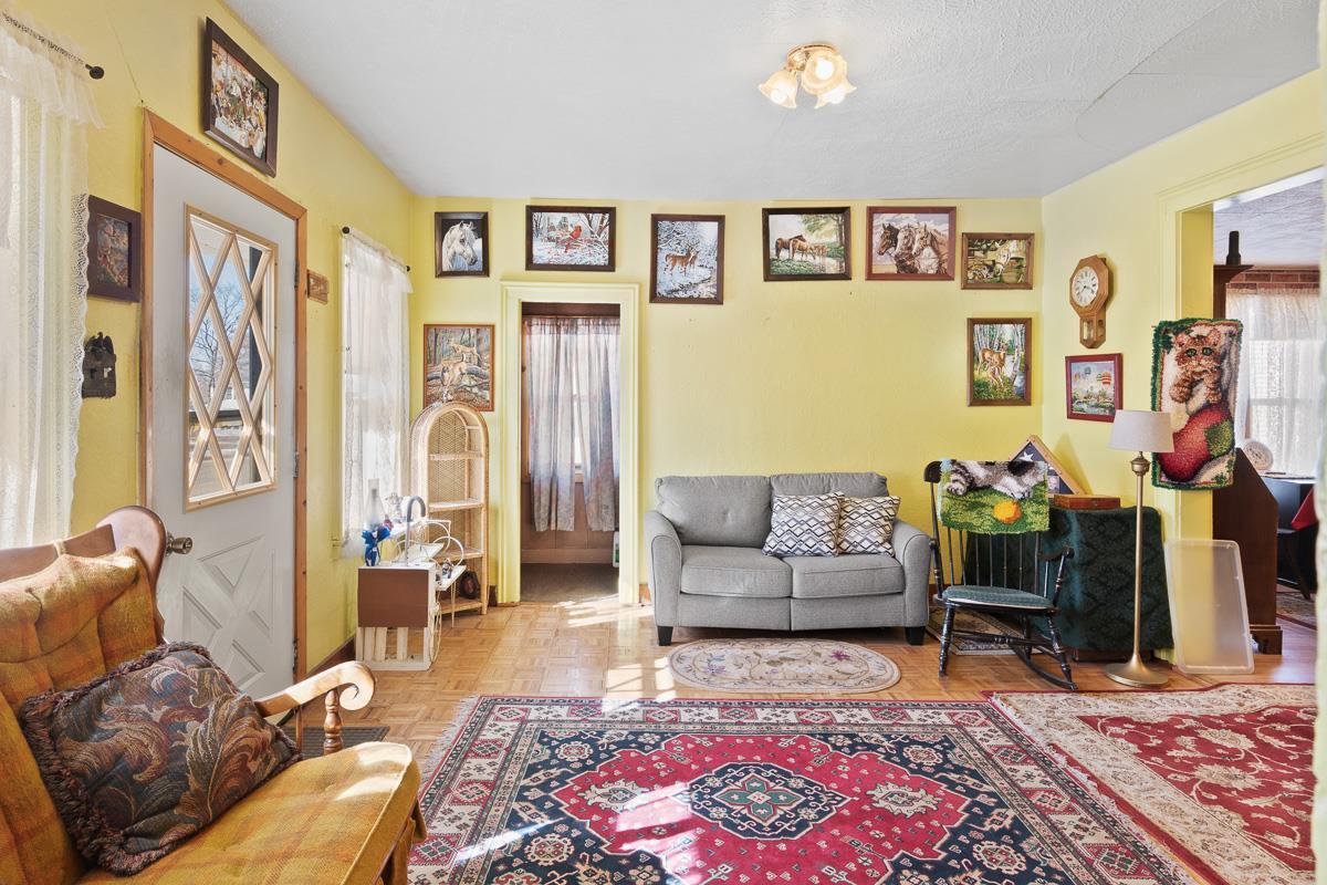 183 West Moore Street