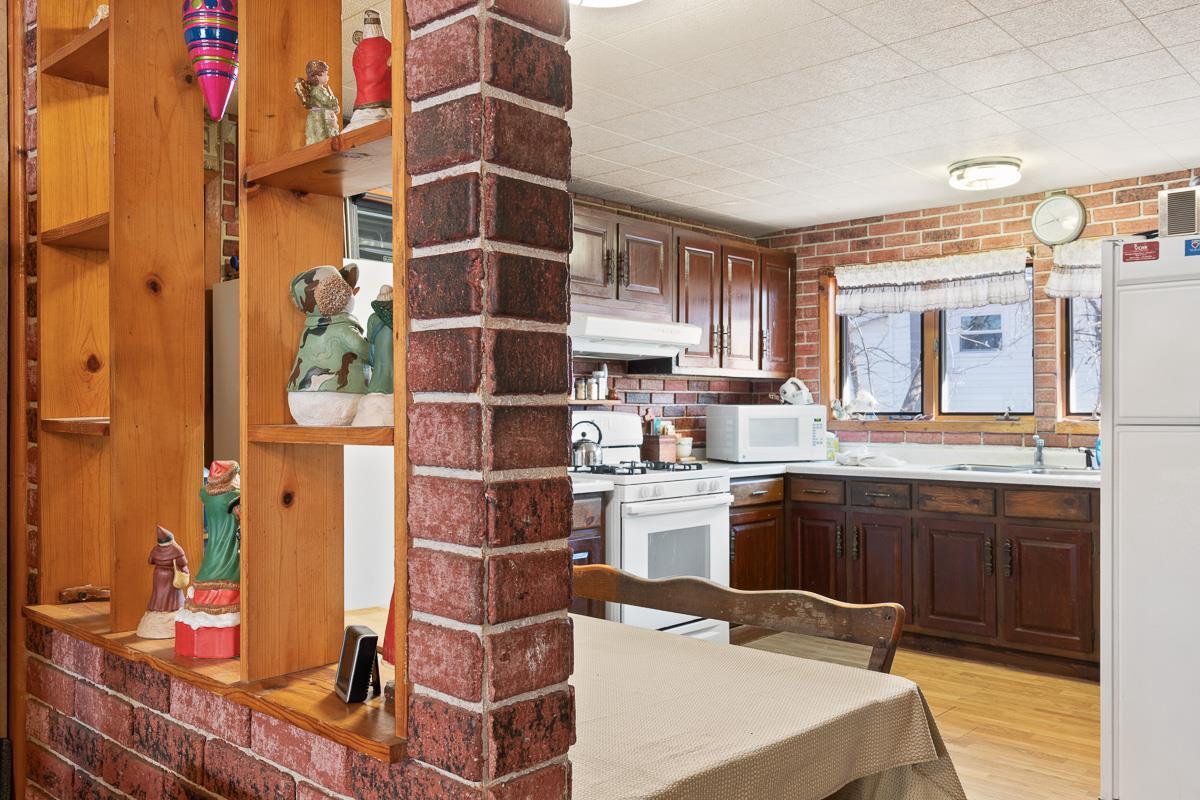 183 West Moore Street