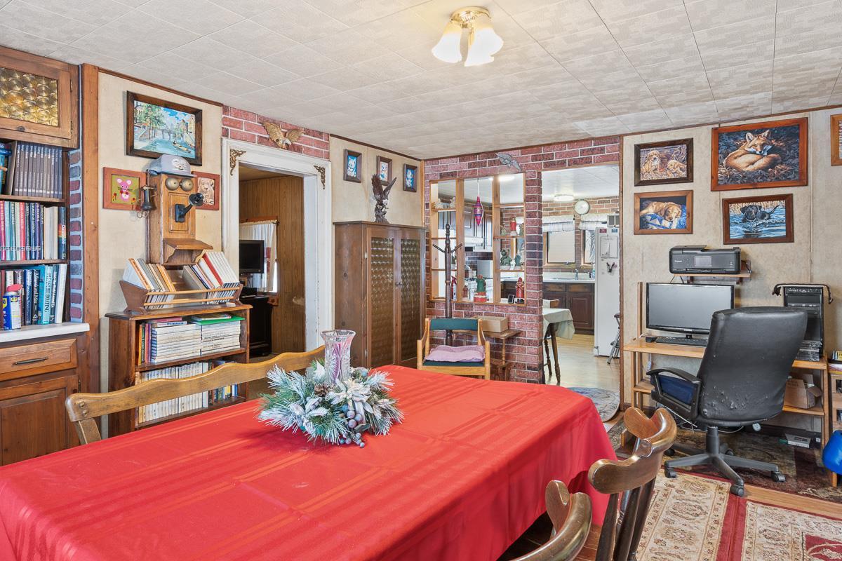 183 West Moore Street