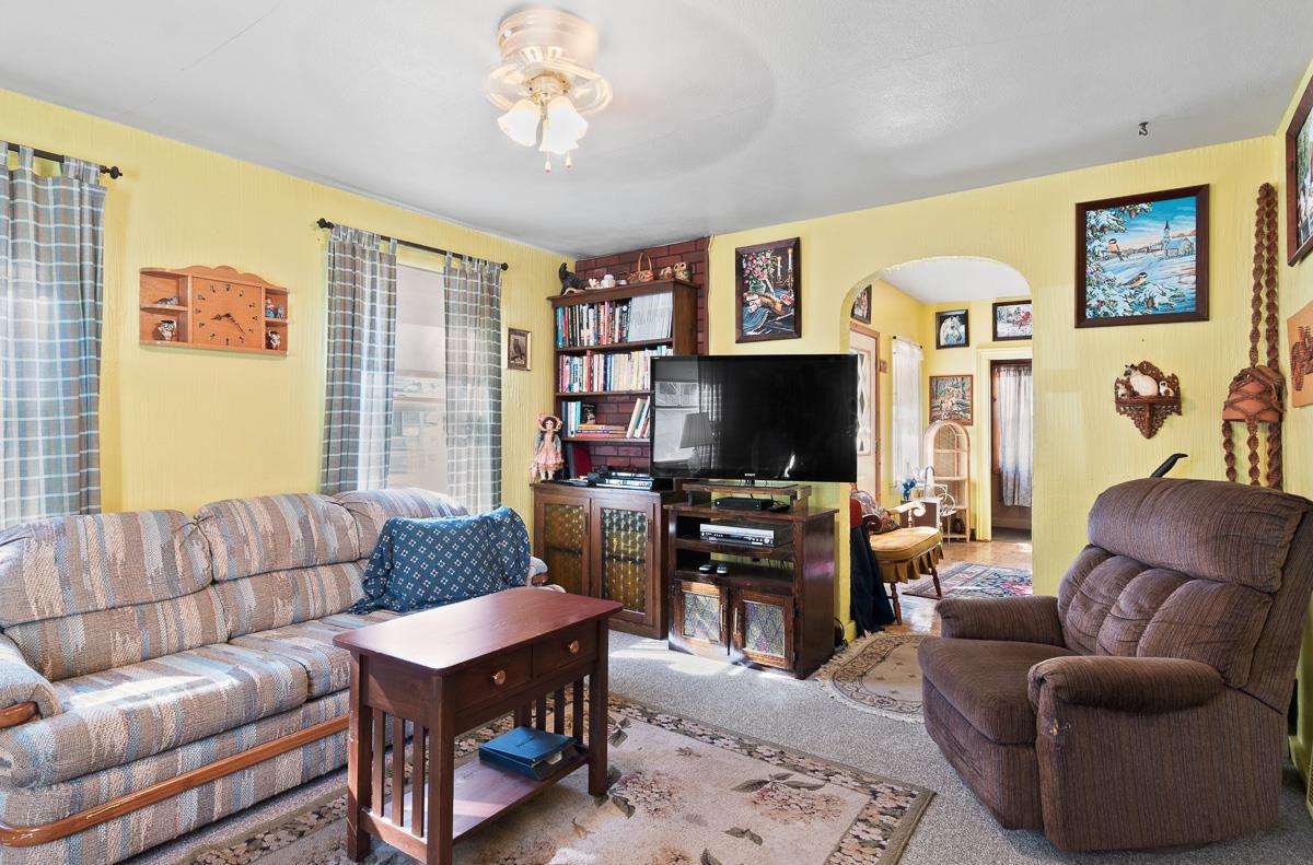 183 West Moore Street