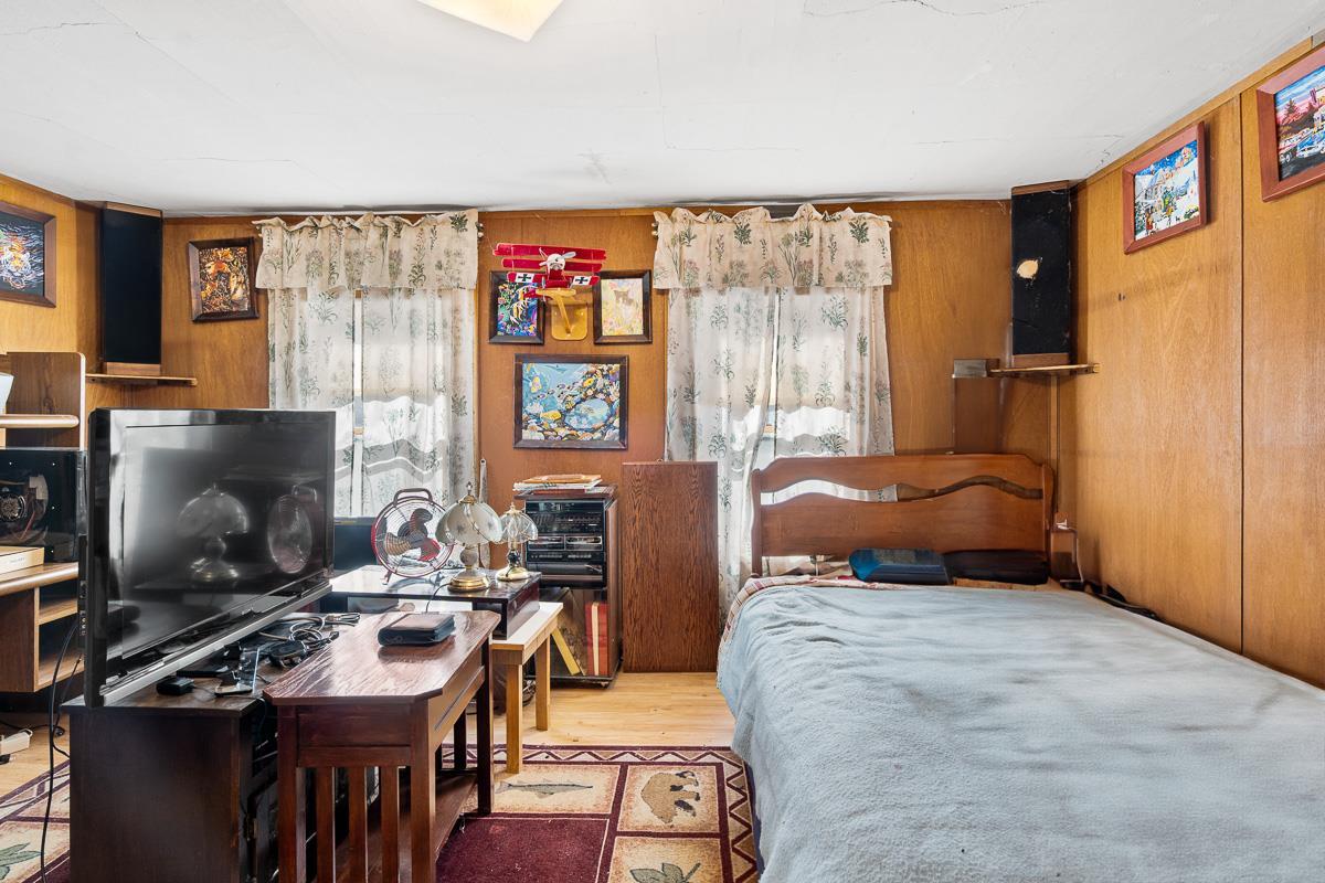 183 West Moore Street