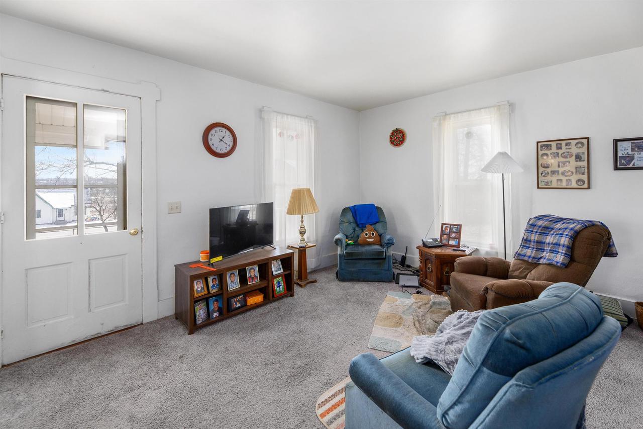 145/147 East Montello Street