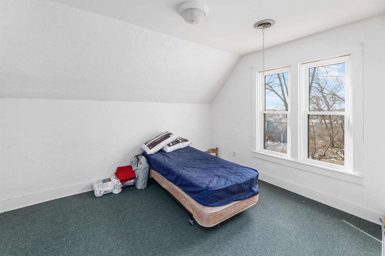 145/147 East Montello Street