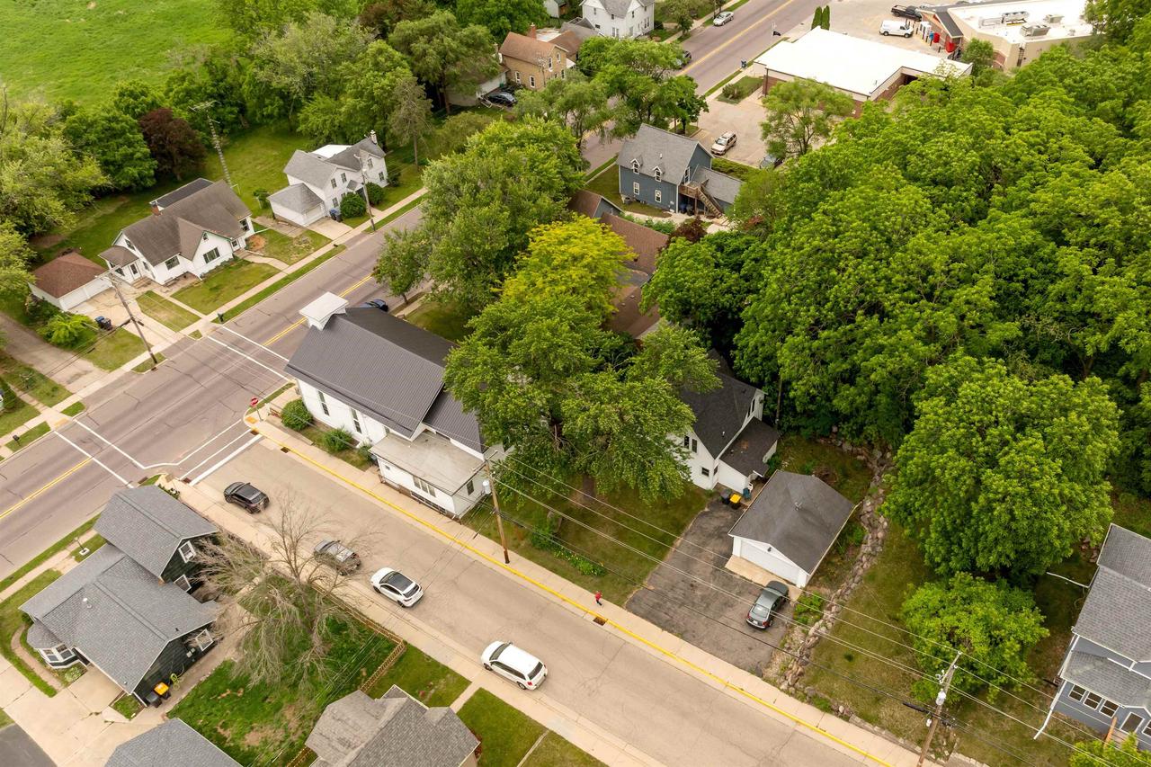 145/147 East Montello Street