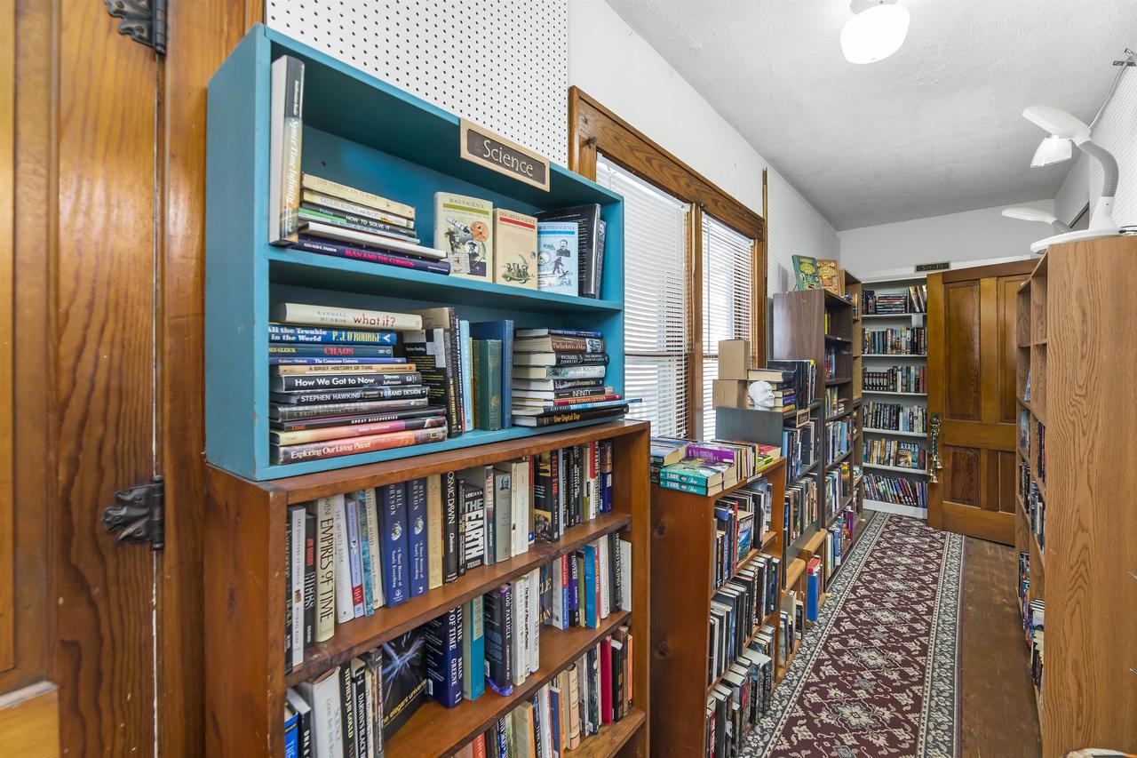 145/147 East Montello Street