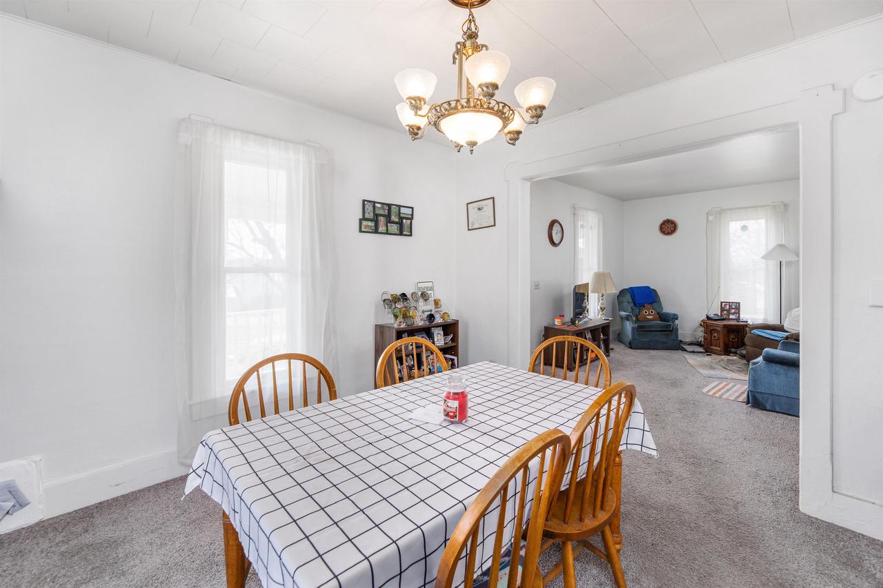 145/147 East Montello Street