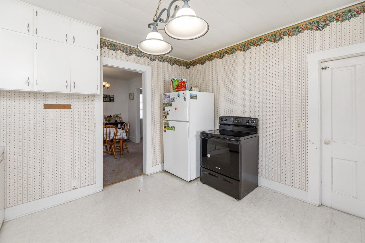 147/145 East Montello Street