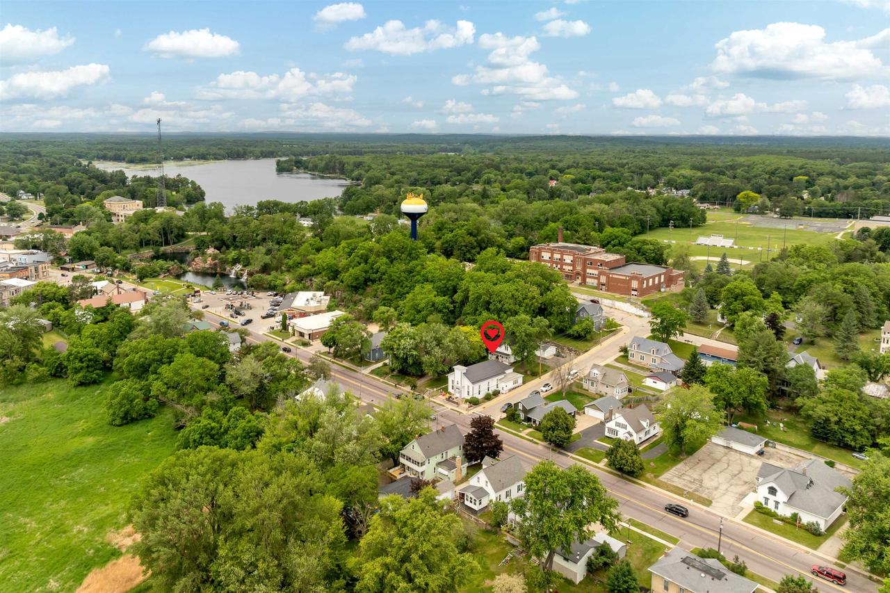 147/145 East Montello Street