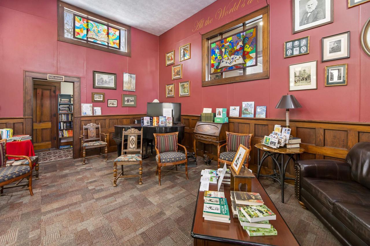 147/145 East Montello Street