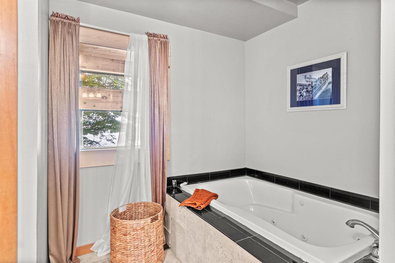 W3084 Blackbird Point Drive