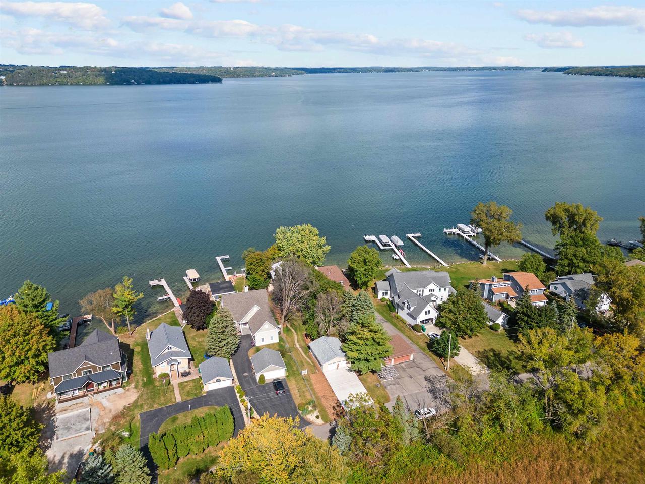 W3084 Blackbird Point Drive