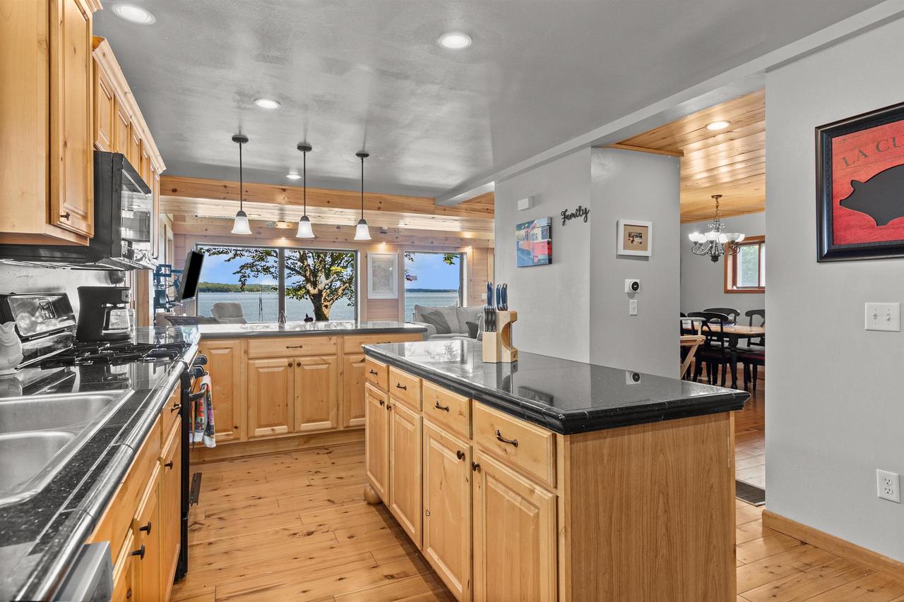 W3084 Blackbird Point Drive