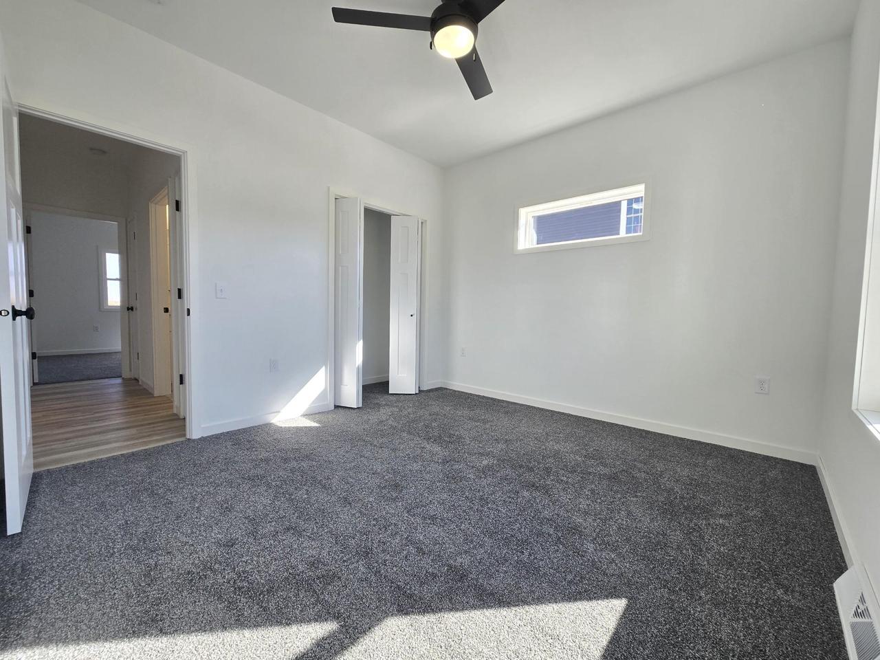 460 Hollander Street